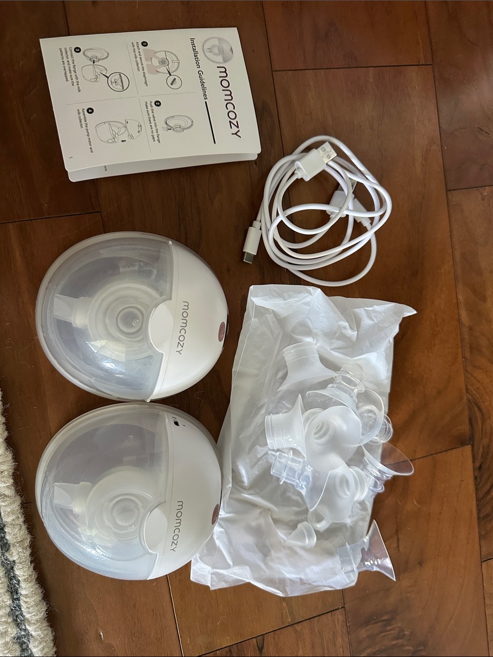 Momcozy White Portable Breast Pump - Double Electric Set